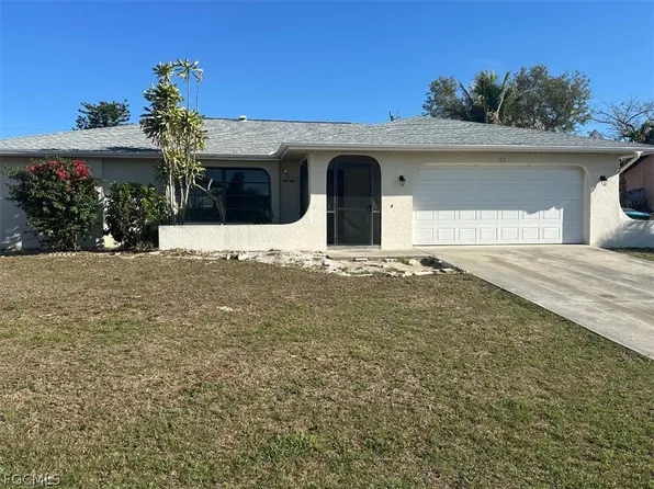 911 SE 16th Ter, Cape Coral, FL 33990