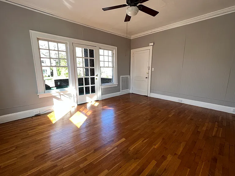 1215 Virginia Ave NE #5 — Photo 13