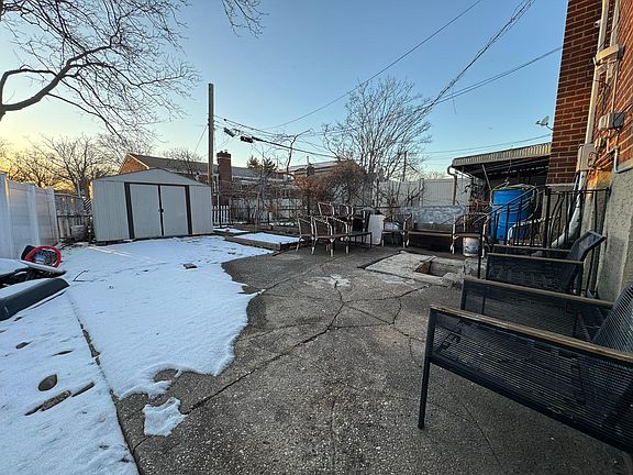 3rd image of 5856 198th St #1