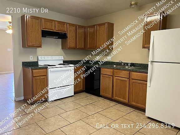 4th image of 2210 Misty Dr