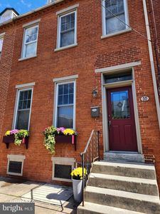 37 N Charlotte St, Washington Boro, PA, 17603