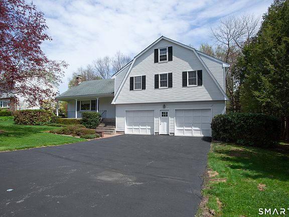 3rd image of 6 Kerr Farm Road