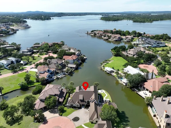 84 Applehead Island Dr., Horseshoe Bay, TX 78657