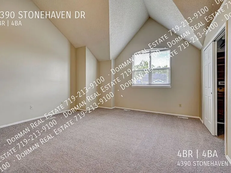 4390 Stonehaven Dr — Photo 26