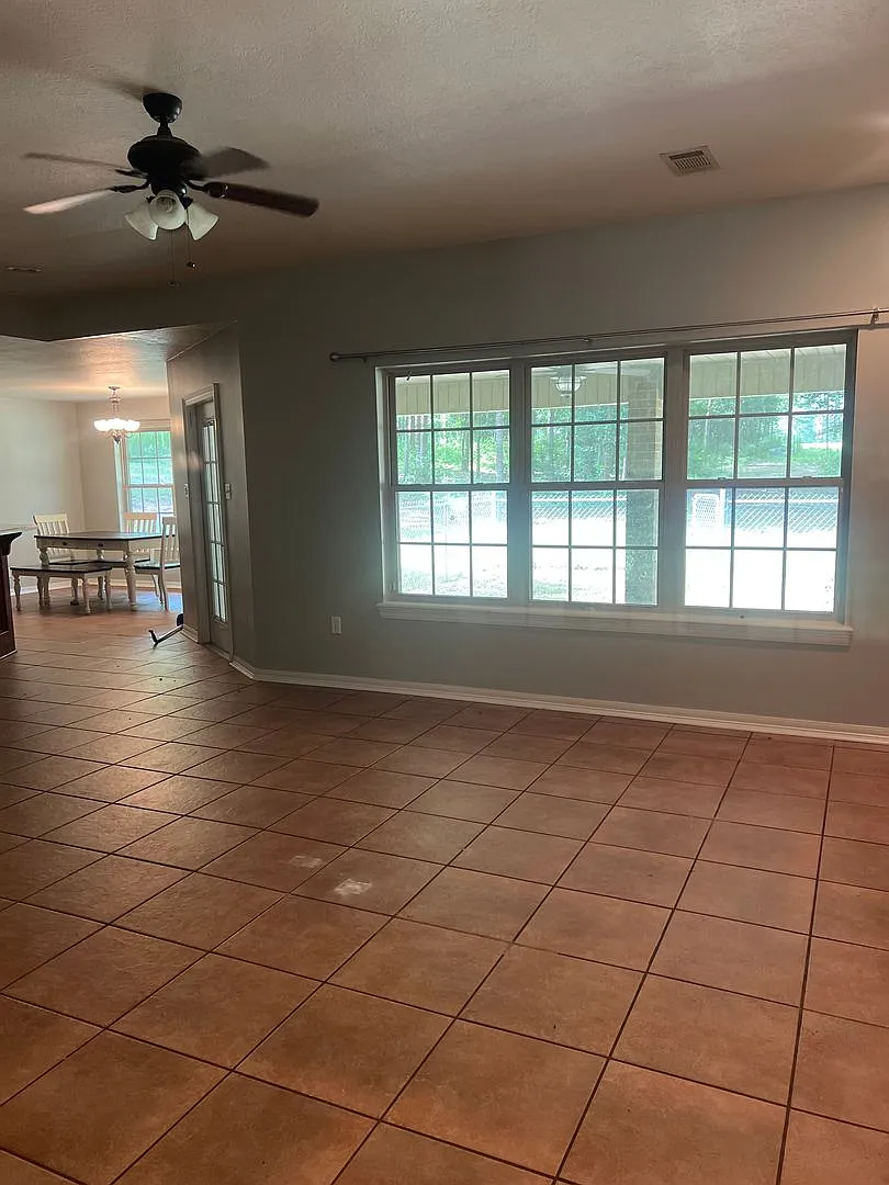 143 Hazel Lane — Photo 4