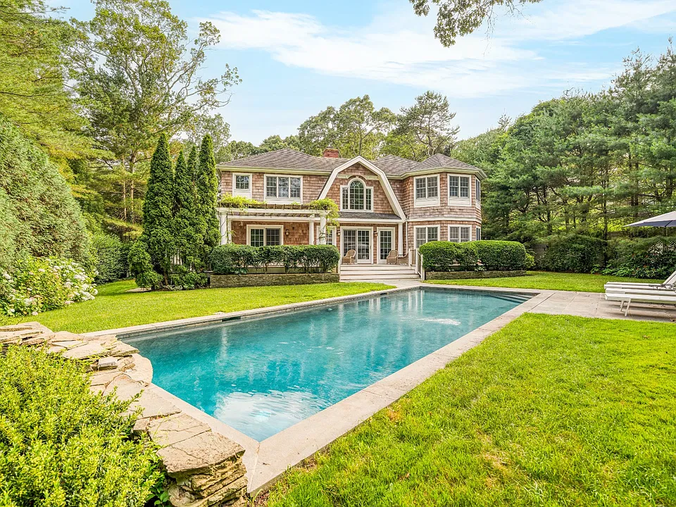 65 Sayres Path