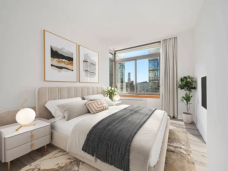 35 W 33rd St #19D — Photo 2