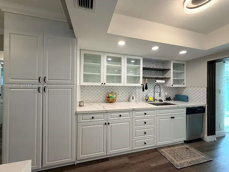 2631 NW 94th Ave — Photo 7