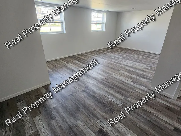 7942 Taney Pl — Photo 10