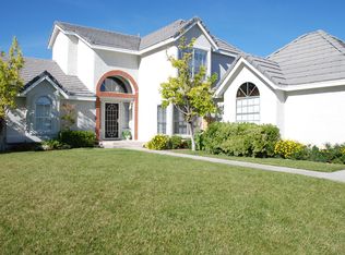6560 Bradford Ln, Las Vegas, NV 89108