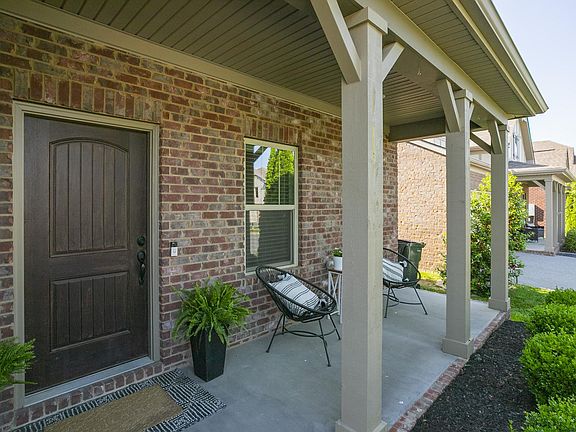 2nd image of 1712 Foxland Blvd