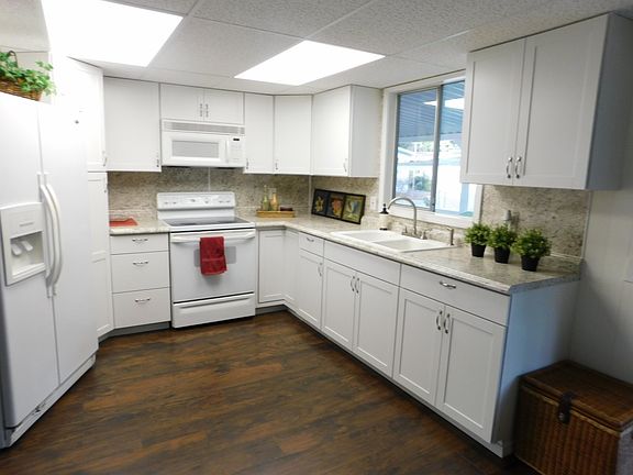 5th image of 11320 126th St E #231
