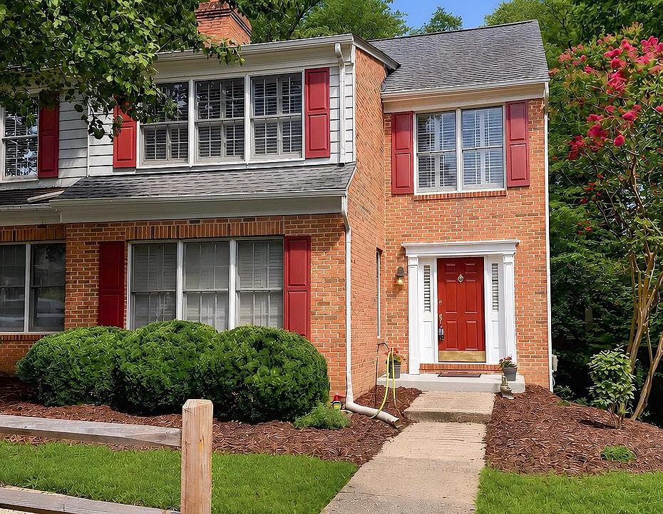 1st image of 123 Huckleberry Dr