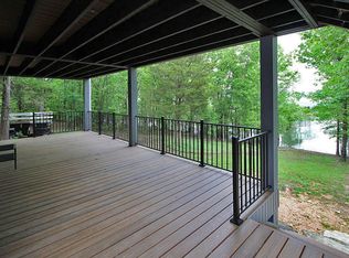 434 Happy Hollow Rd, Blue Eye, MO 65611