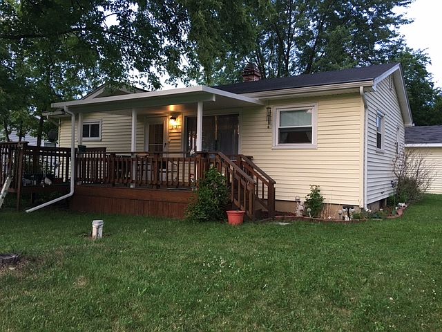 1st image of 2121 Sandalwood Dr