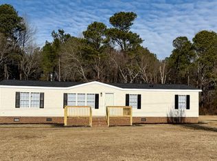 2000 Woods Crossroads Rd, Benson, NC 27504