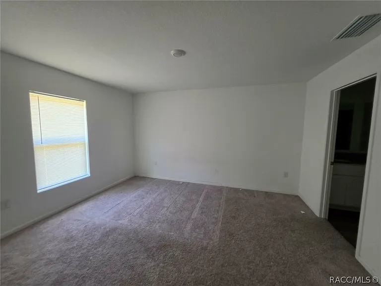 9610 N San Jose Way — Photo 4