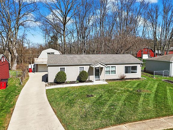 2nd image of 244 Arbor Dr