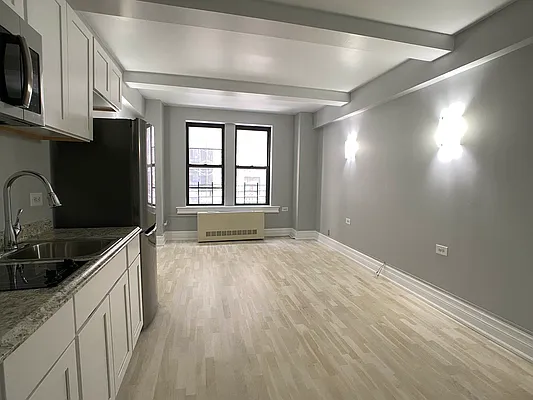 Rented by Tourma Realty LLC | media 16