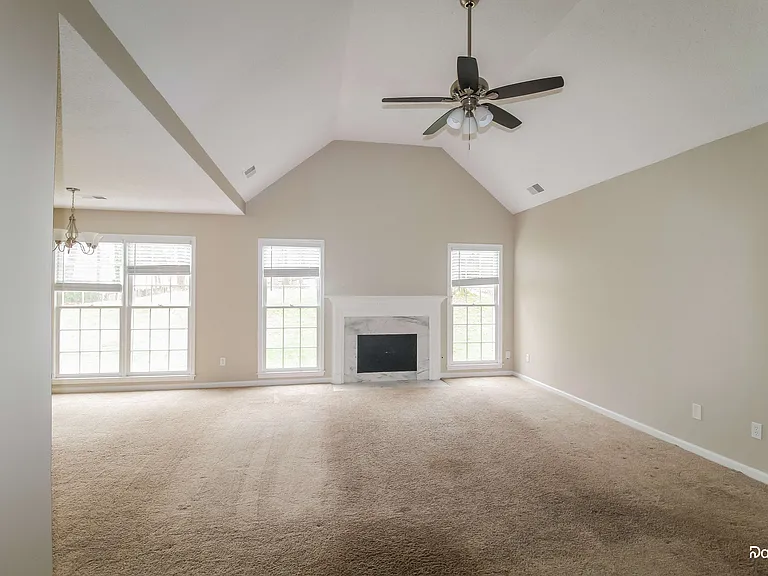 5575 Dusty Ridge Trl — Photo 5