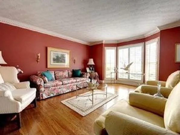 5614 Durrett Dr, Dunwoody, GA 30338