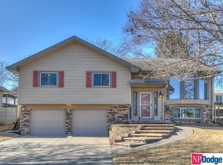 13563 W Cir, Omaha, NE 68137