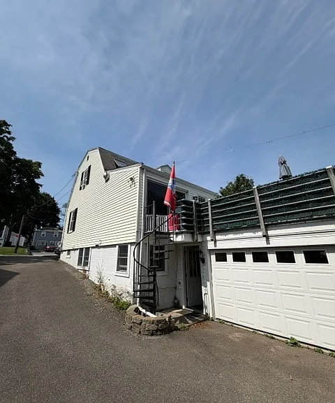 38 Shoreham St — Photo 32