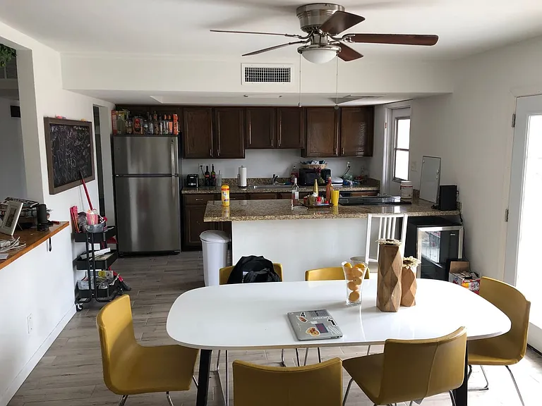 15 E Alameda Dr — Photo 2