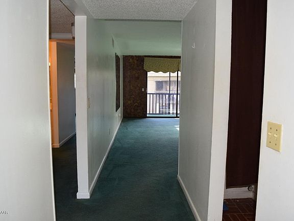 3rd image of 600 N Boundary Ave #400