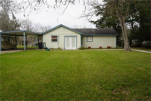 1st image of 615 Shady Oaks Hbr