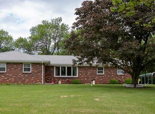 3016 Old Highway 100, Villa Ridge, MO 63089