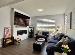 3119 169th St SW #1A, Edmonton, AB T6W5A4