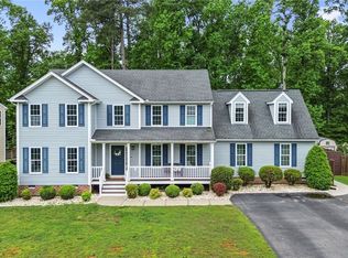 9936 Ethens Castle Dr, Chester, VA 23831