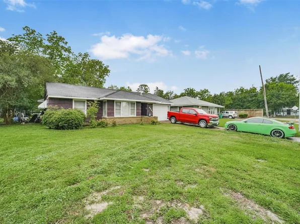 6631 Maybank Dr, Houston, TX 77055
