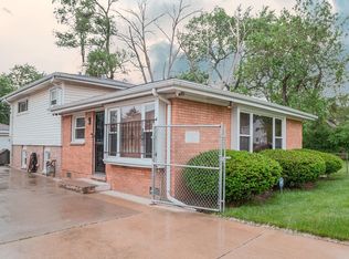 15718 Vine Ave, Harvey, IL 60426