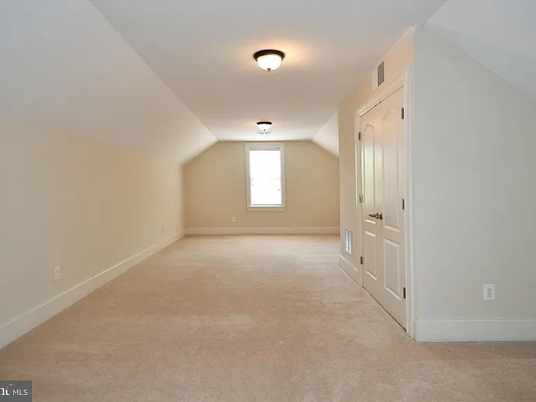 7104 Old Dominion Dr — Photo 58