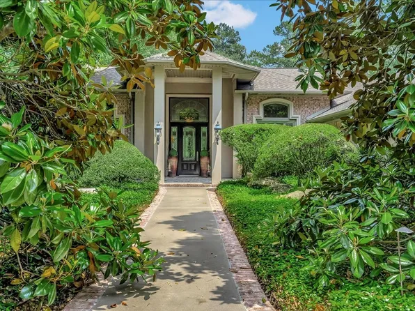 4016 Champions Dr, Lufkin, TX 75901