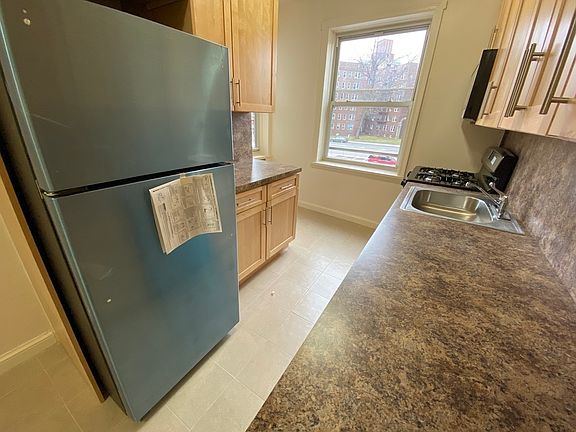 5th image of 10821 72nd Ave Ste 2