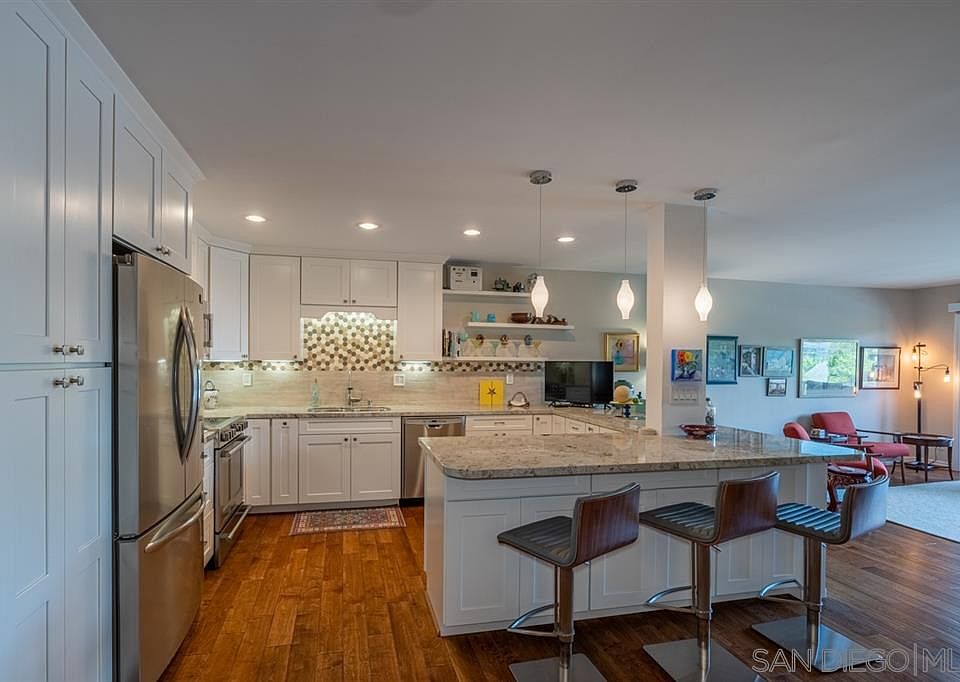 1st image of 3266 1st Ave Unit 32