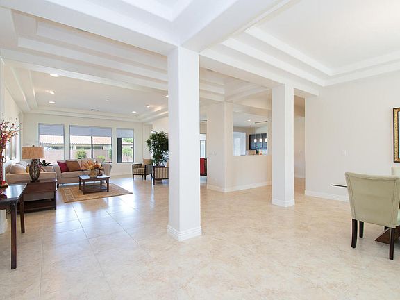 3rd image of 2924 E Los Altos Ct