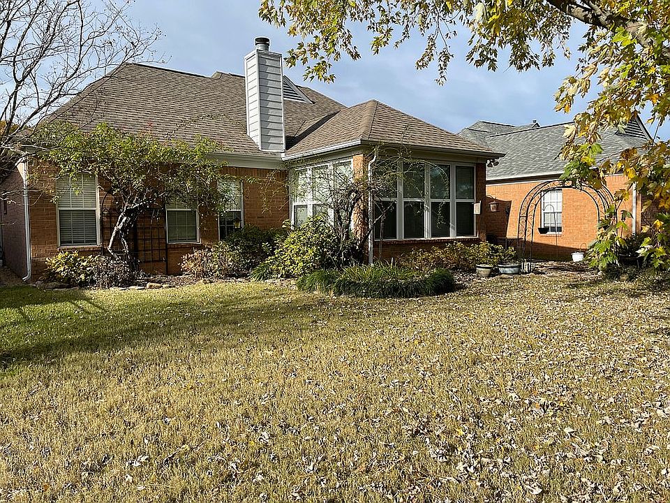 2nd image of 468 Fountain Crest Cv