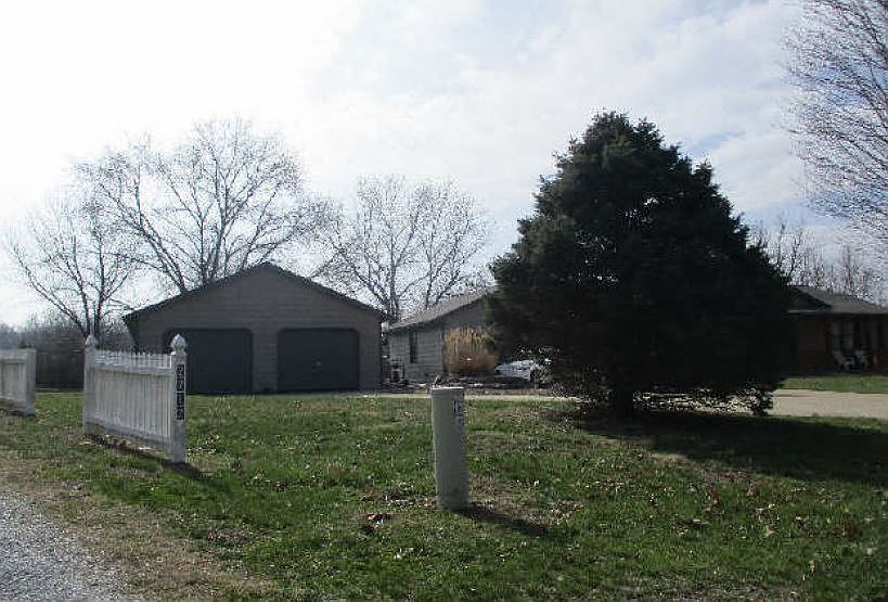 2nd image of 2710 Posey Ln
