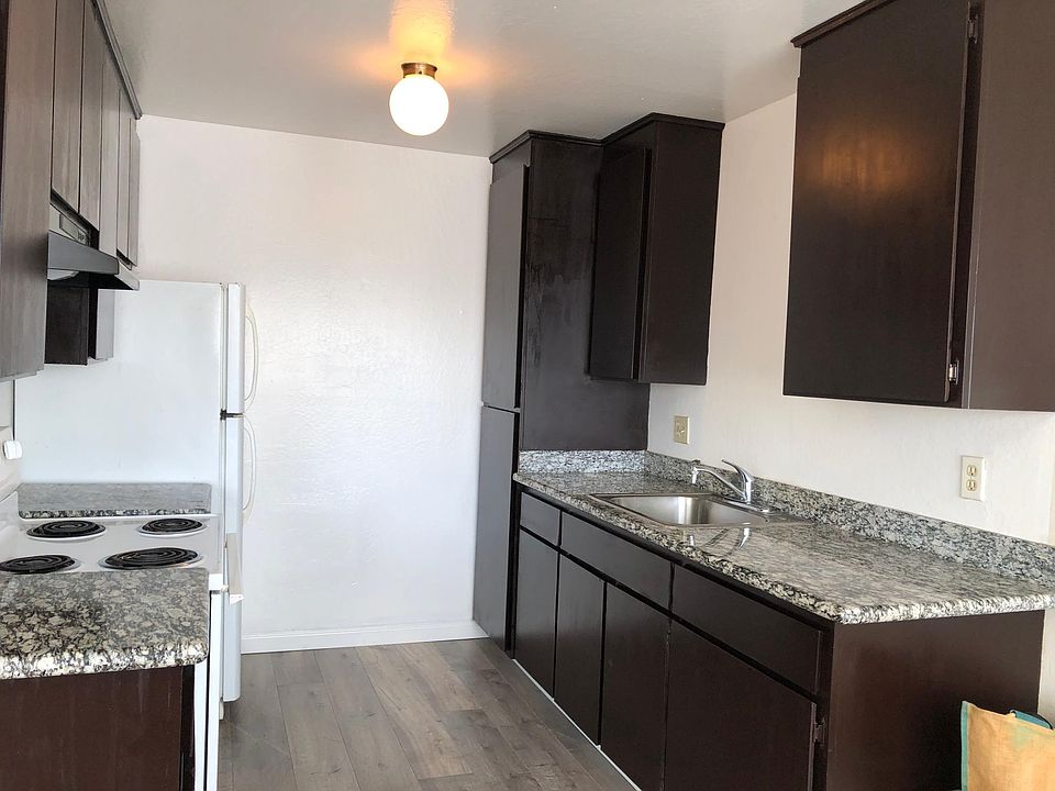 1st image of 1441 Lewis St APT 3