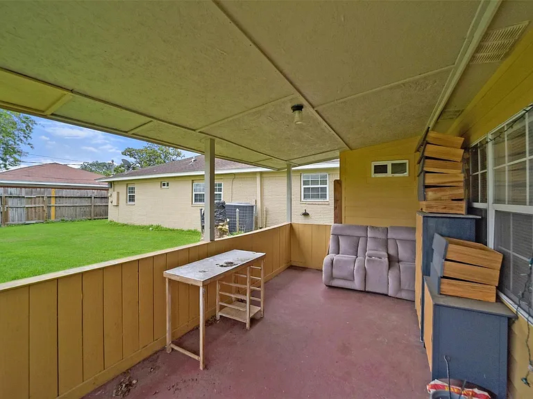 214 Schilling St — Photo 25