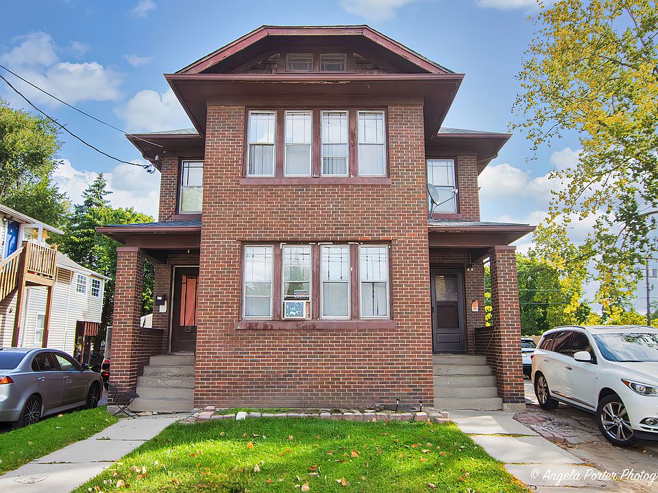 1st image of 17 Philippa Ave