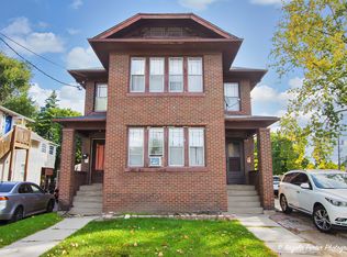 17 Philippa Ave, Waukegan, IL 60085