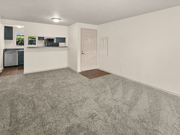 5th image of 1132 N 198th St Unit C202