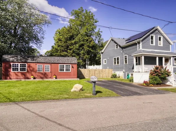 35 Nightingale St, Fall River, MA 02721