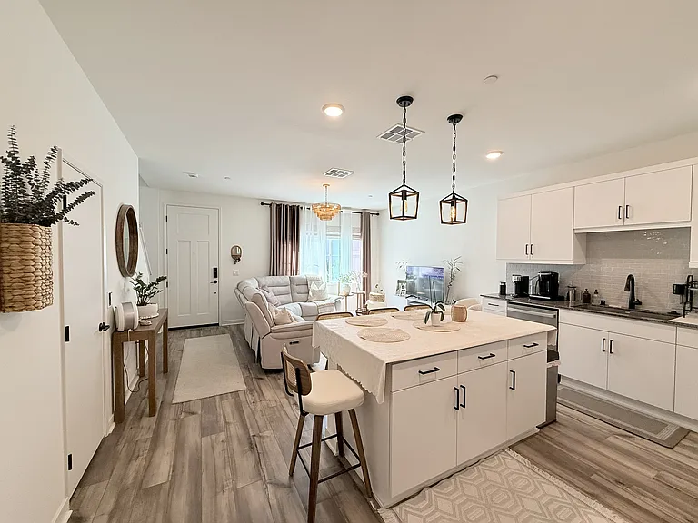 35222 Citrange Ln — Photo 4