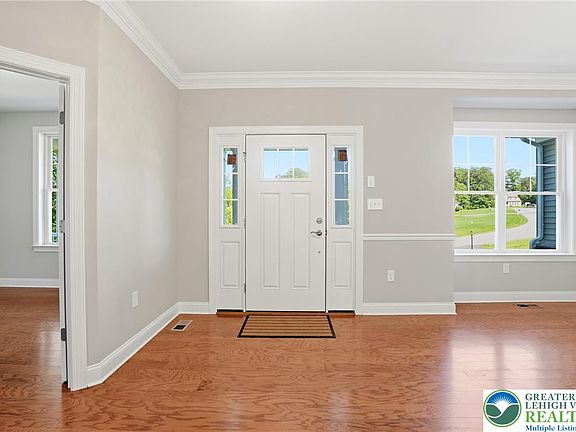 5th image of 2158 Key Ct